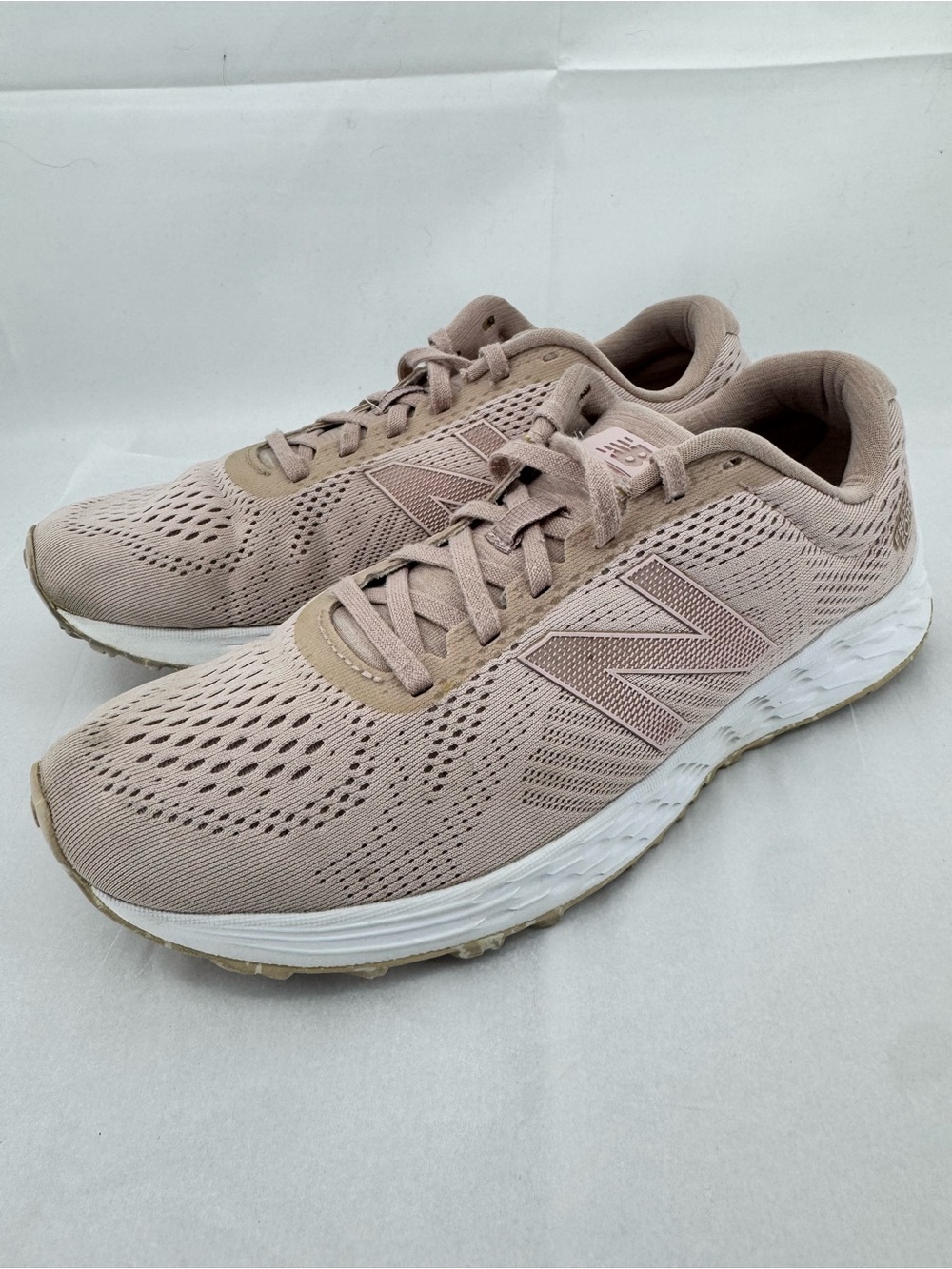 New Balance Fresh Foam Arishi V1 Womens Running Shoes in Blush Pink, sz 9.5